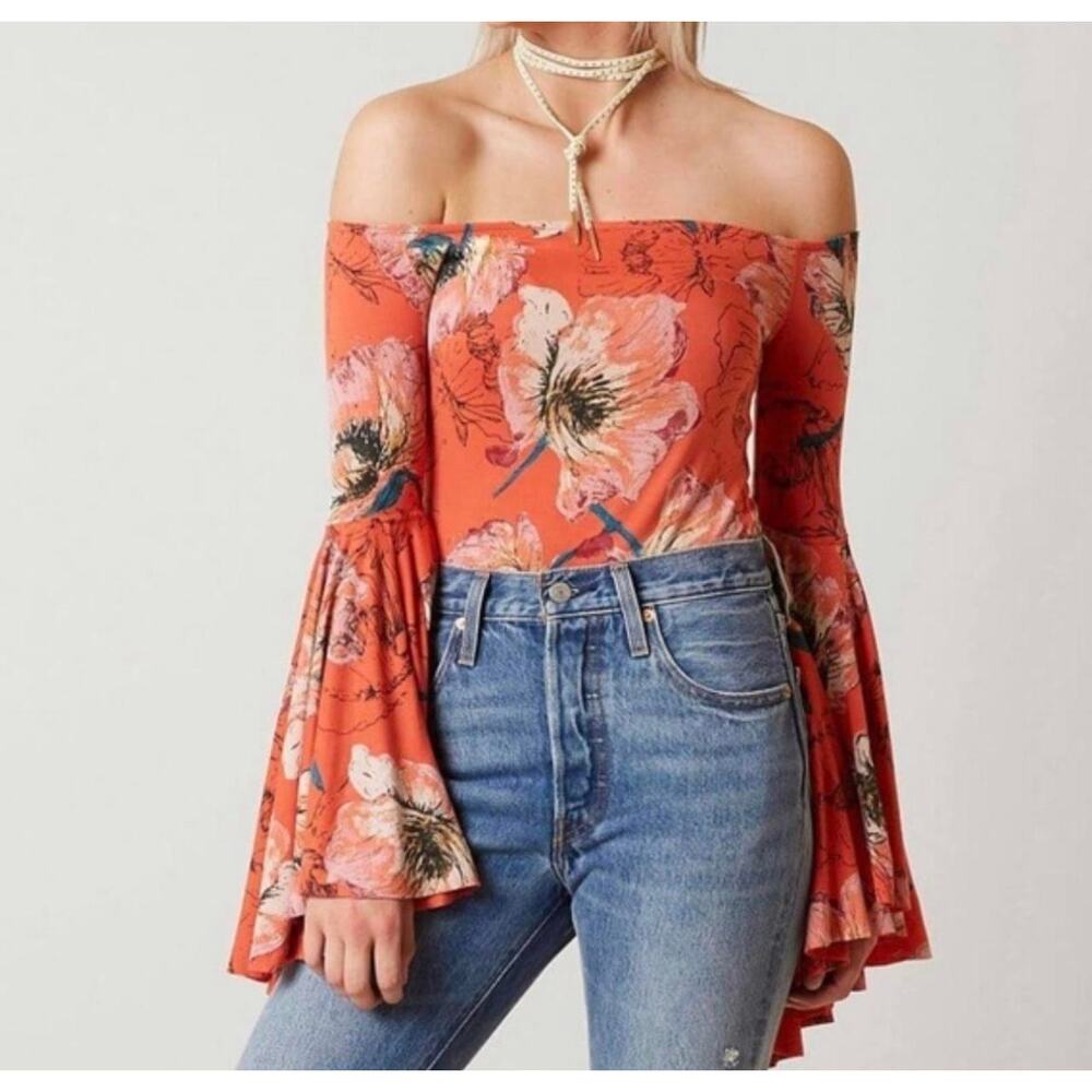 Free People XS Tropical Floral Off Shoulder Bell Sleeve Boho Top Resortwear